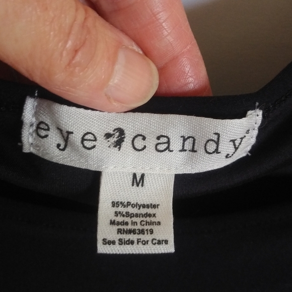 Eye candy open shoulder shirt size medium - Picture 5 of 5